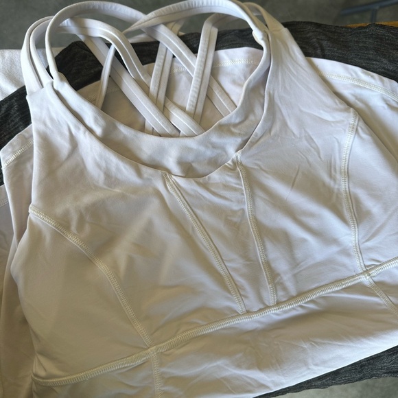 Lululemon tops - bundle of 3 - Picture 2 of 5